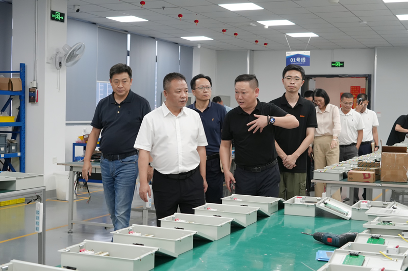 福州經(jīng)濟技術開發(fā)區(qū)領導蒞臨英諾調(diào)研走訪